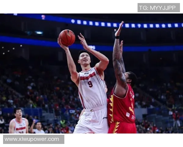 成都篮球队强势领跑挑战赛积分榜积分高达100分展现强大实力 成都篮球队强势领跑挑战赛积分榜积分高达100分展现强大实力