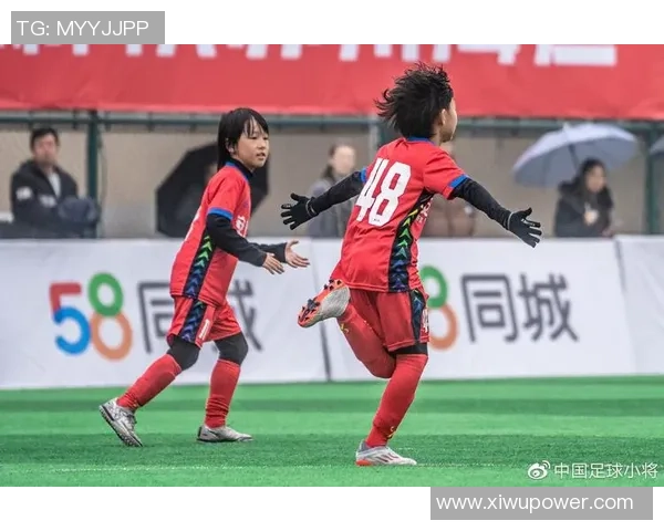 得心冠足球明星助力青少年成长与梦想启航的精彩旅程 得心冠足球明星助力青少年成长与梦想启航的精彩旅程